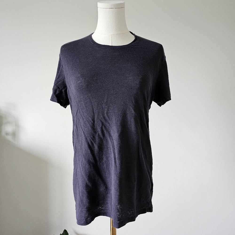 Aritzia Babaton M Navy Short Sleeve Tee Linen Blend